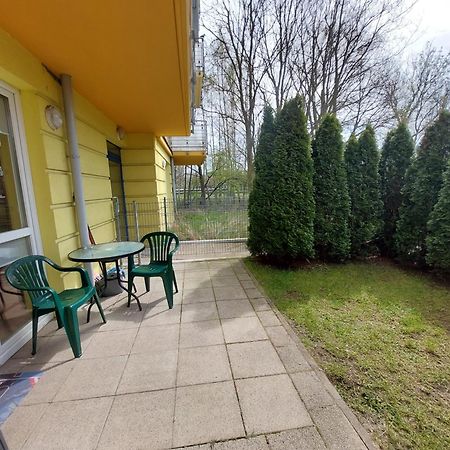 Apartament Z Ogrodkiem Kolobrzeg Exterior photo